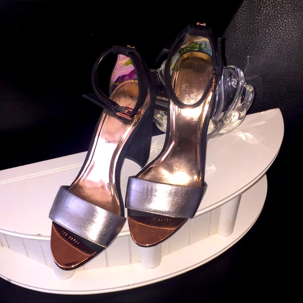 TED BAKER 👠 HEELS. SZ 36. LIKE NEW!